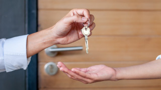 Щодо  припинення виплати субсидії за найм житла