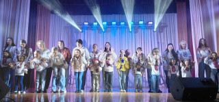 Урочистий захід до Дня матері «Рідна мати моя…» відбувся у Великодальницькій громаді