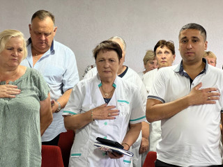 З професійним святом, дорогі медики!