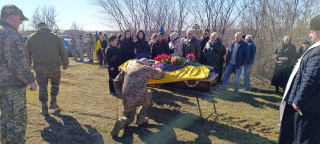 ВЕЛИКОДАЛЬНИЦЬКА ГРОМАДА ПРОВЕЛА В ОСТАННЮ ПУТЬ СВОГО ЗАХИСНИКА — ОЛЕГА ВАЛІТОВА